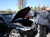 e-auto salidojums